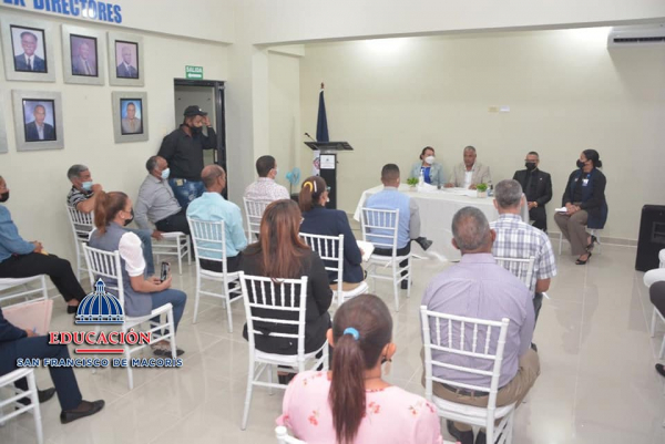 iRegional de Educación 07 se integra formalmente a jornada de vacunación Masiva Casa por Casa en la provincia Duarte