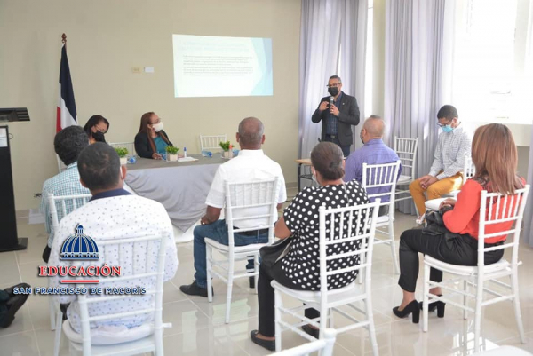 Regional de Educación 07 presenta protocolo para el retorno a las aulas a miembros de la ADP-Villa Tapia