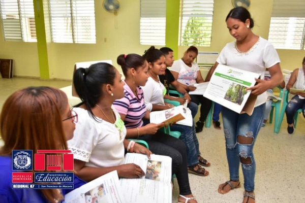 Regional Educación 07 culmina con éxitos taller de formación para nuevos alfabetizadores Plan Quisqueya Aprende Contigo
