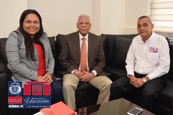 Directora Regional socializa importantes temas con Gobernador provincia Duarte
