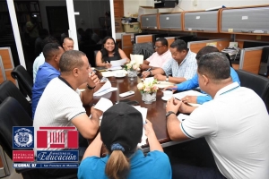 Directora Regional se re&uacute;ne con los presidentes seccionales de ADP
