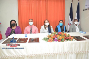 Directora Regional de Educaci&oacute;n 07 participa en acto reconocimiento Juntas Descentralizada