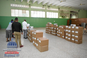 Regional de Educaci&oacute;n 07 recibe cuadernillos Plan Mensual