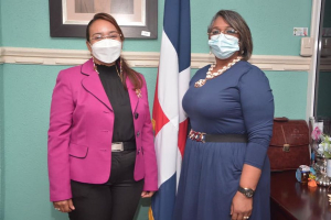 Directora Regional de Educaci&oacute;n 07 recibe coordinadora Regional de Alimentaci&oacute;n