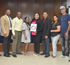 Directora Regional Educaci&oacute;n 07 felicita a las APMAE en su d&iacute;a