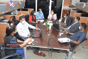 Realizan encuentro reflexivo y presentaci&oacute;n instrumentos para asistencia y participaci&oacute;n de estudiantes