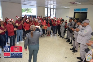 Con Asalto Navide&ntilde;o Regional 07 recibe la Navidad