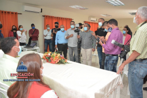 Directora Regional de Educaci&oacute;n 07 presenta a medios de comunicaciones Plan Retorno gradual de las clases semipresenciales