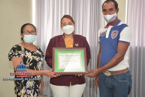 Reconocen Directora Regional de Educaci&oacute;n 07 por trabajo en beneficio de la educaci&oacute;n