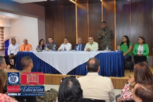 Directora Regional participa en encuentro Comisi&oacute;n Permanente de Efem&eacute;rides Patrias