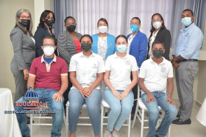 Cuatro estudiantes Regional de Educaci&oacute;n 07 participaron en la etapa nacional olimpiadas de Ciencias Sociales