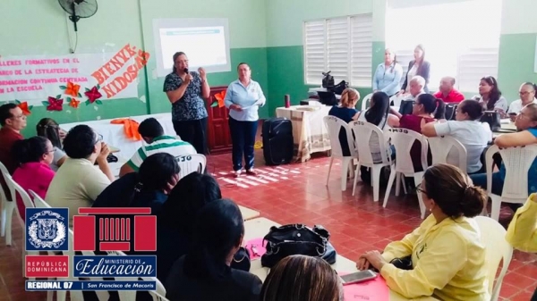 Regional 07 inicia con éxitos Jornada de Formación Continua Nivel Primario en Salcedo
