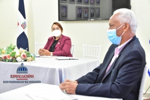 Directora Regional realiza encuentro de socializaci&oacute;n con hom&oacute;logos distritales