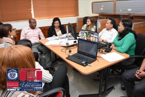 Directora Regional se re&uacute;ne con el Comit&eacute; Regional COE