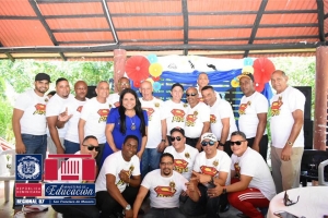 Directora Regional felicita a los padres en su d&iacute;a nacional