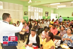 Direcci&oacute;n T&eacute;cnico Profesional imparte taller de Impuestos Internos