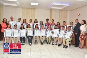Regional 07 realiza Premio a la M&aacute;xima Excelencia Estudiantil